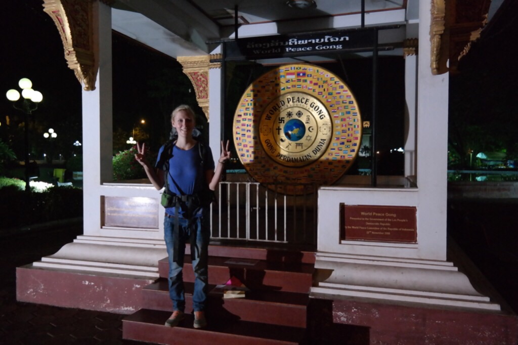 Morgens vor dem Friedensgong - Vientiane 