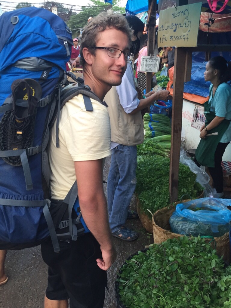 Besuch auf dem Morgenmarkt - Vientiane 