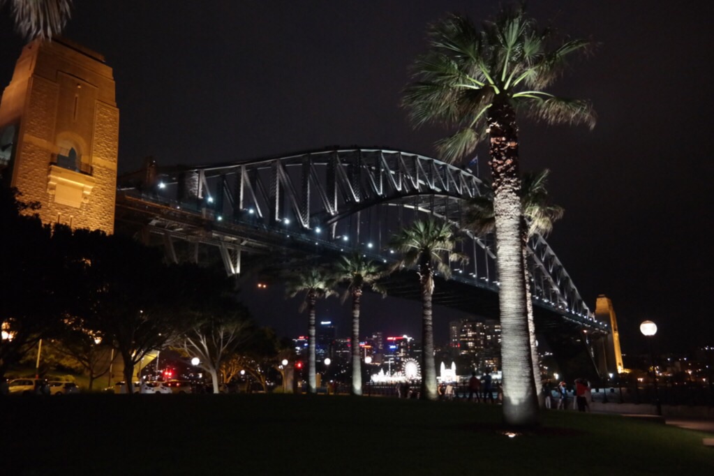 Nachts an der Harbour Bridge - Sydney 
