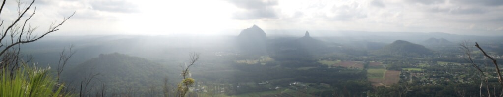 Panorama vom Gipfel - Glashouse Mountain